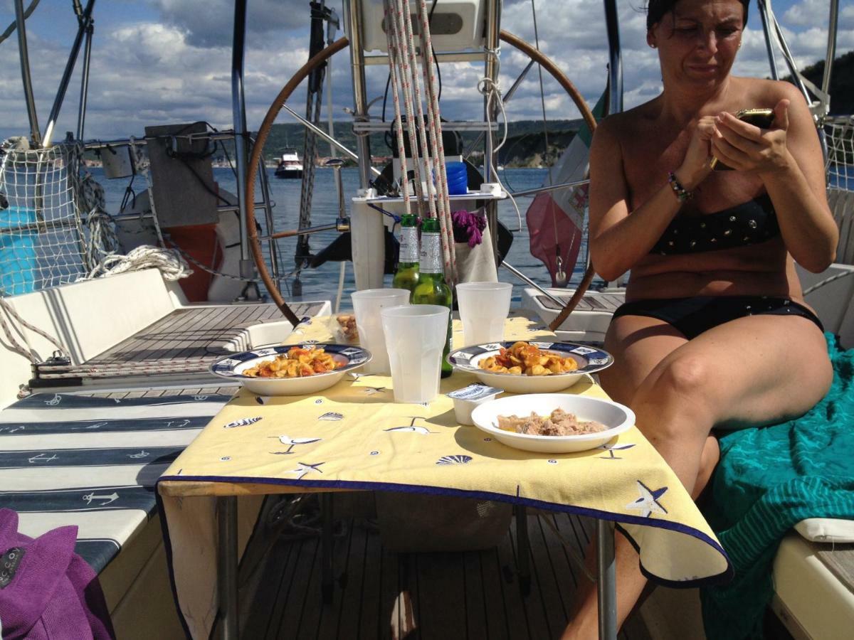 Hotel Cavallino Luxury House Boat Exterior foto